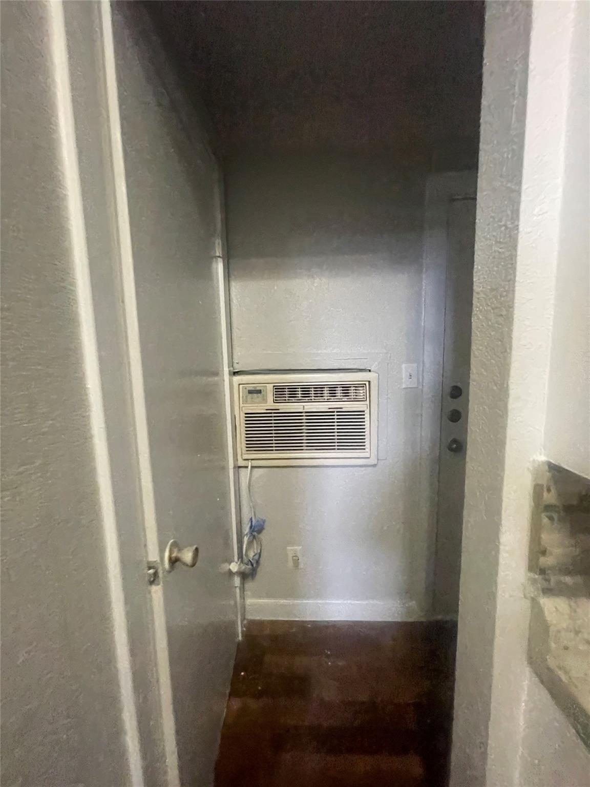 1108 W Mccarty Ln #a Property Photo 13