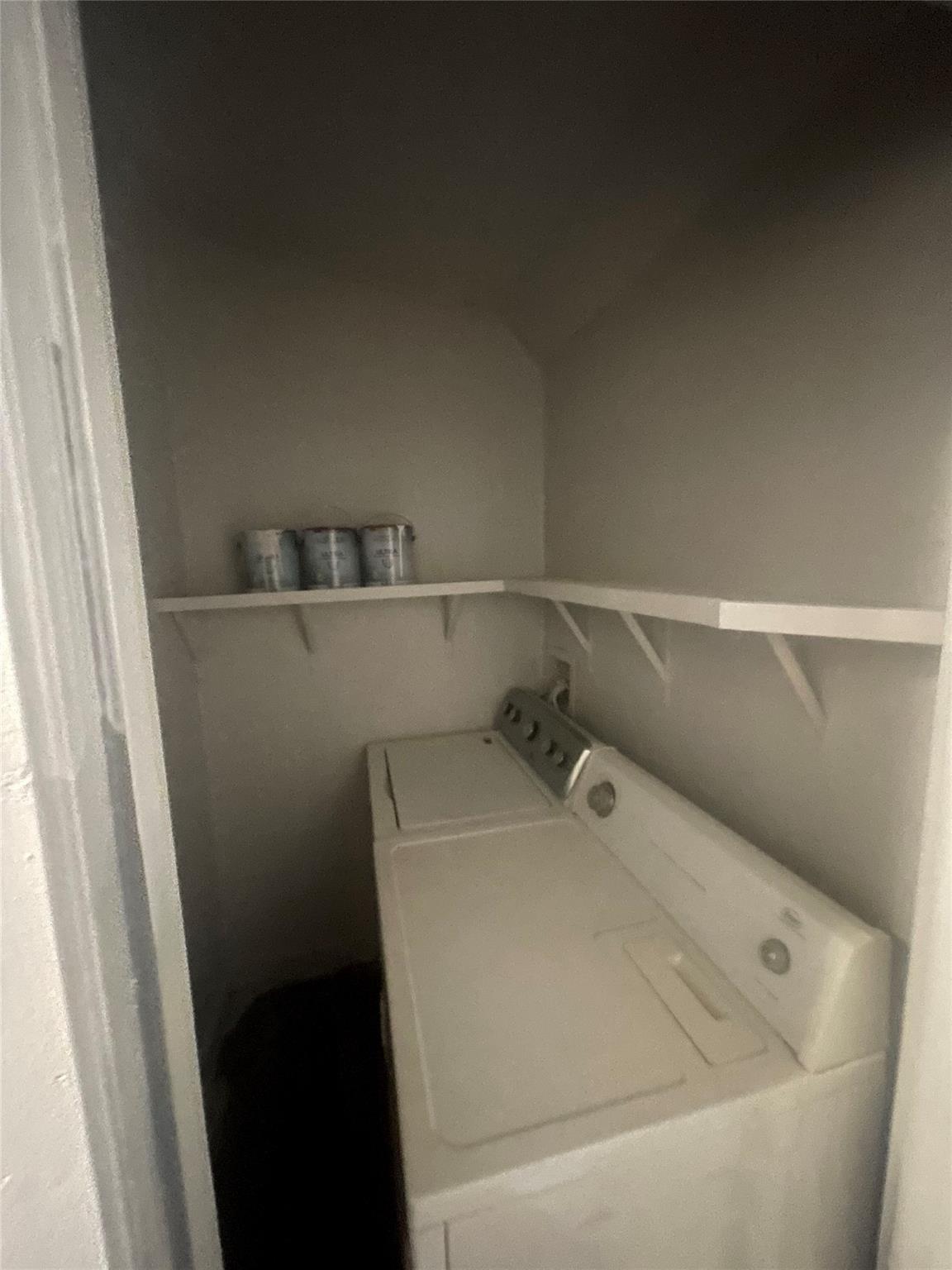 1108 W Mccarty Ln #a Property Photo 14