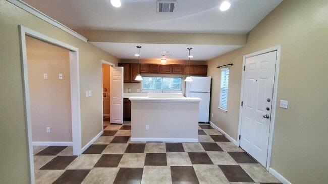 1116 Northwestern Ave #c Property Photo 6