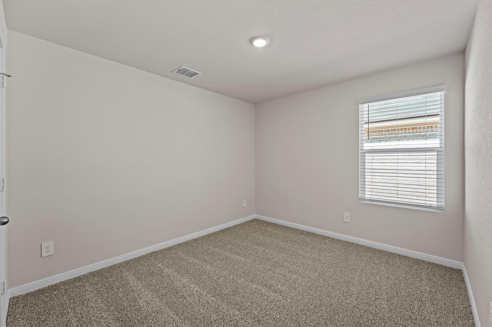125 Raymondville Path Property Photo 11