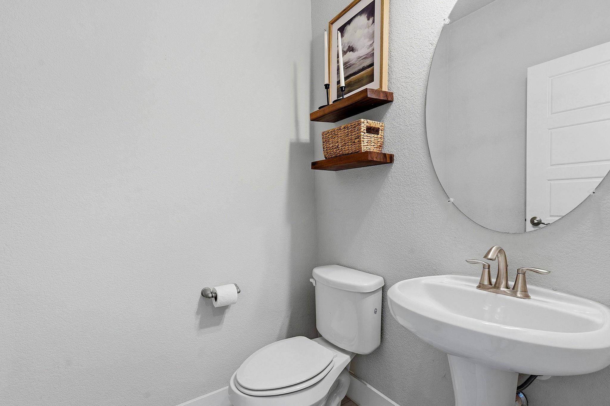 7402 Buchholz St Property Photo 19