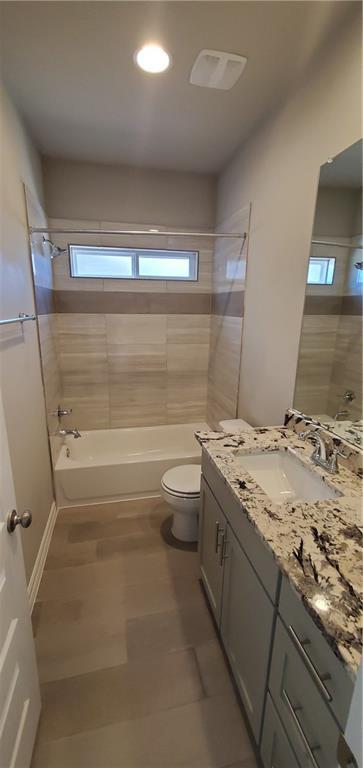 109 Everett Ct #b Property Photo 9