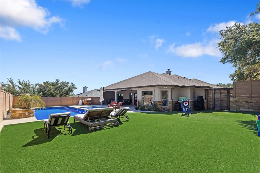 2503 Ford Cv Property Photo 32