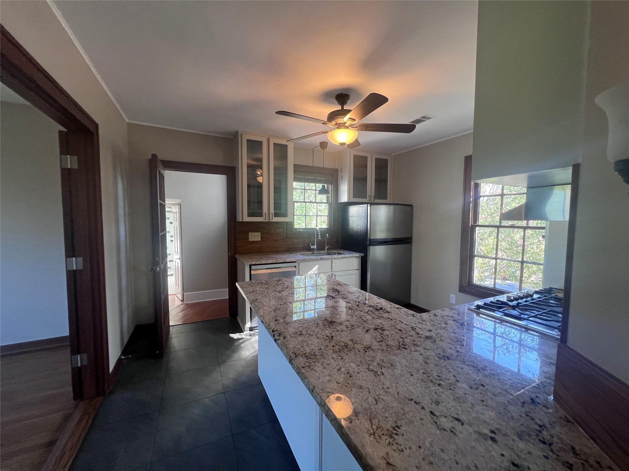 305 Moore Blvd Property Photo 21
