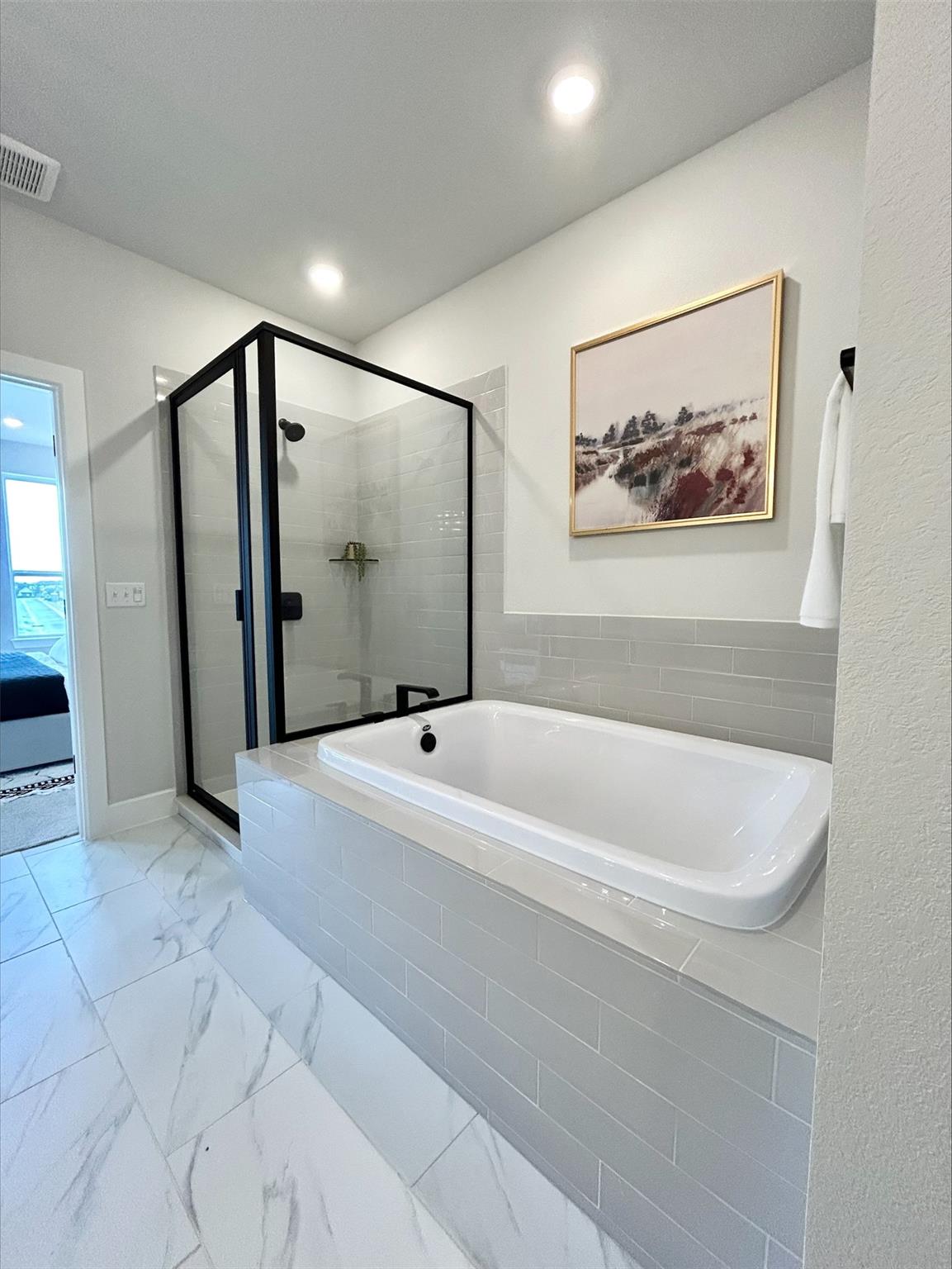 1024 Brickell Loop Property Photo 10