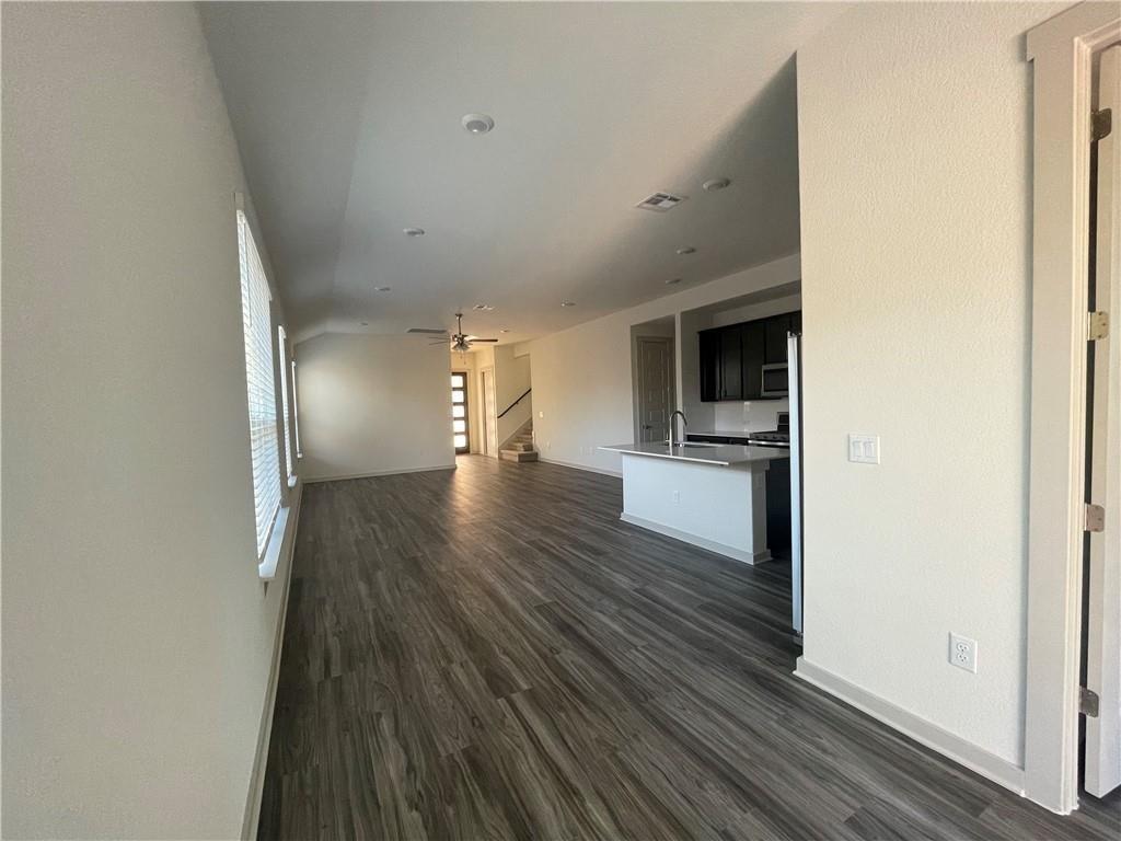 1648 Flying Horseshoe Bnd Property Photo 12