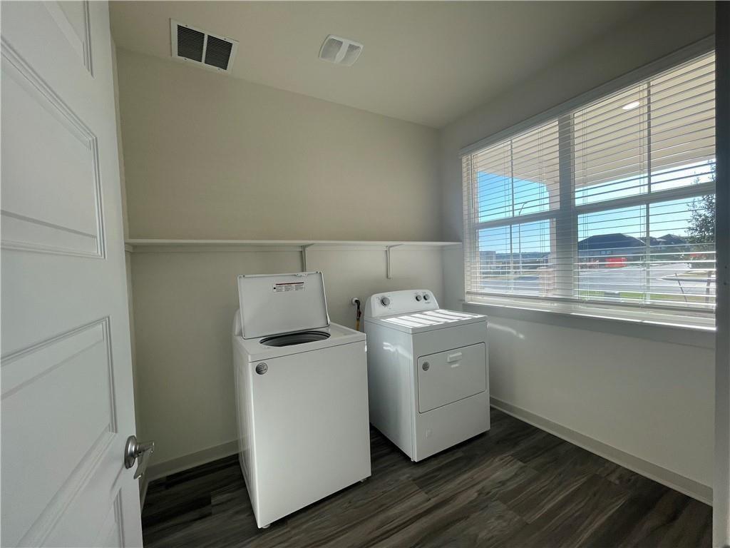 1648 Flying Horseshoe Bnd Property Photo 18