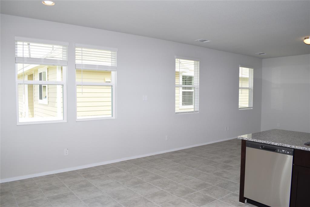 117 Keltic Dr Property Photo 8