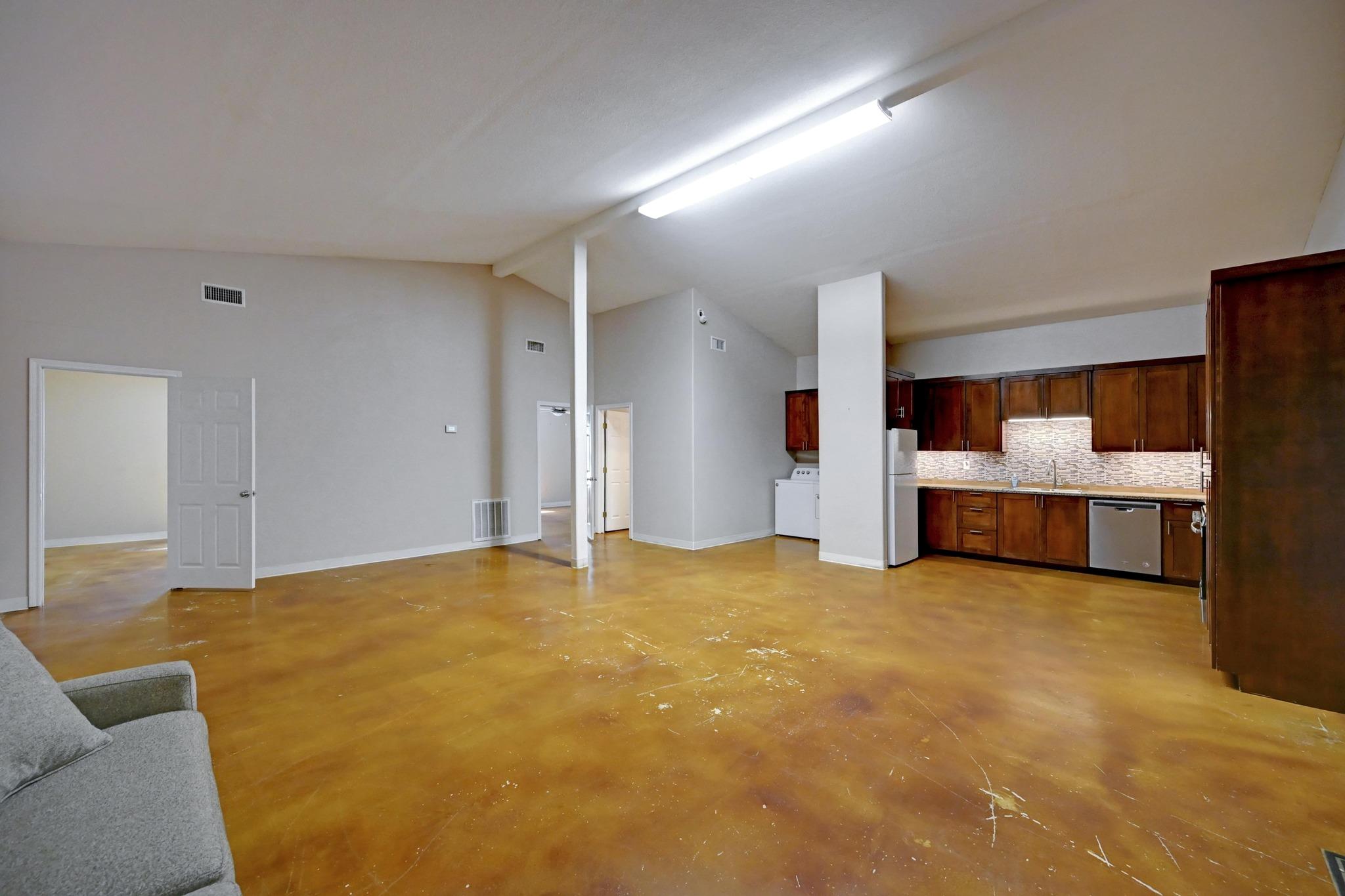 1940 S Magnolia Ave Property Photo 13
