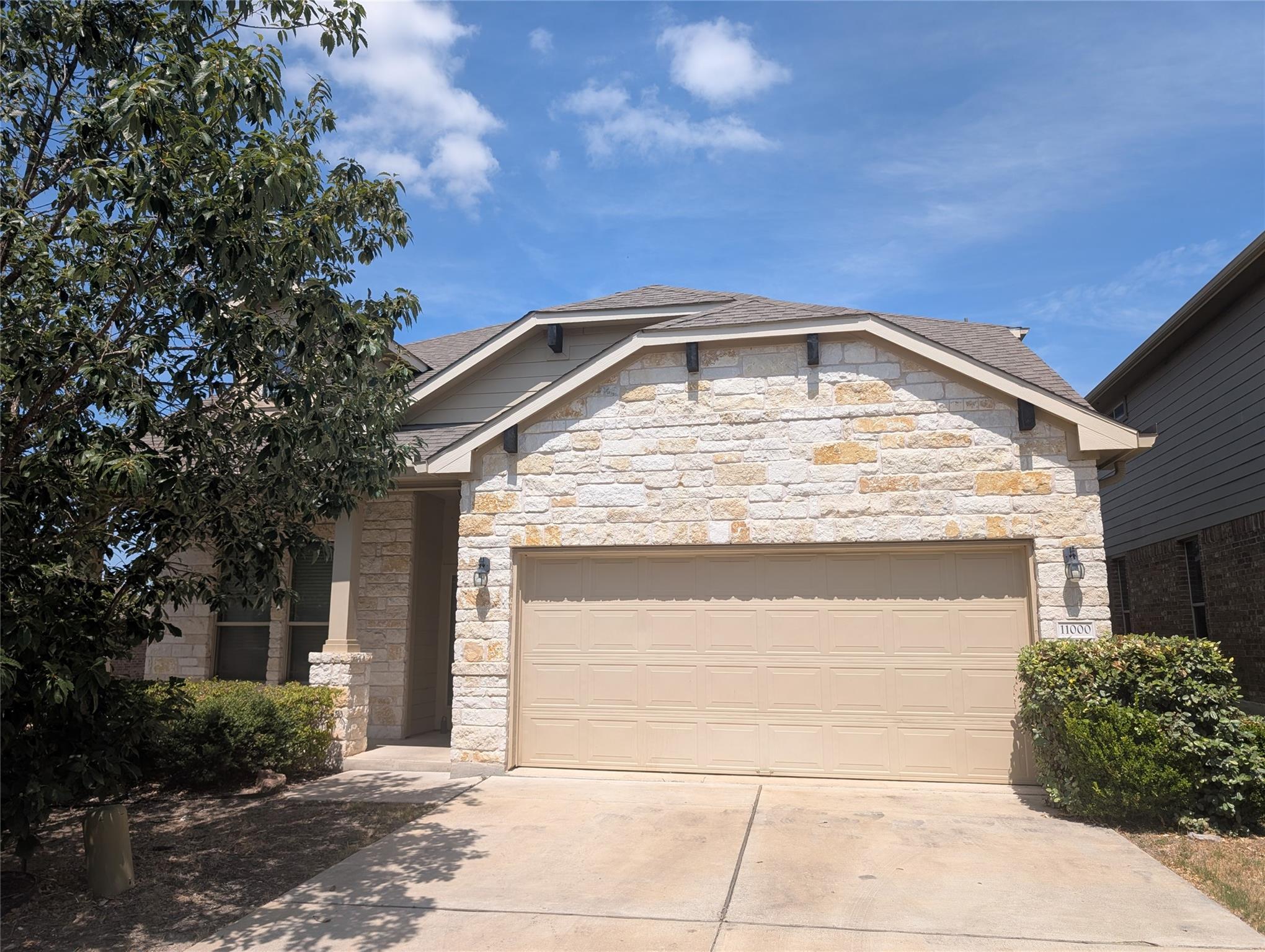 11000 Bruneau Trl Property Photo 4
