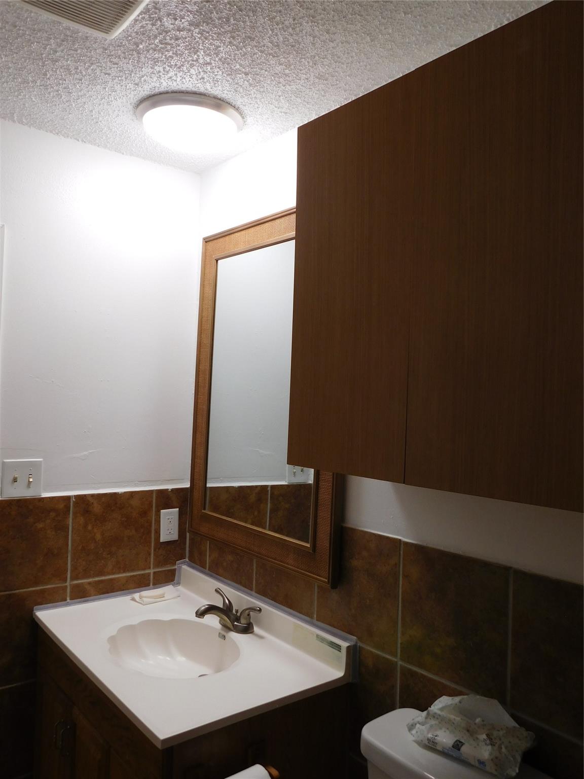 1100 Jolena Cir Property Photo 12