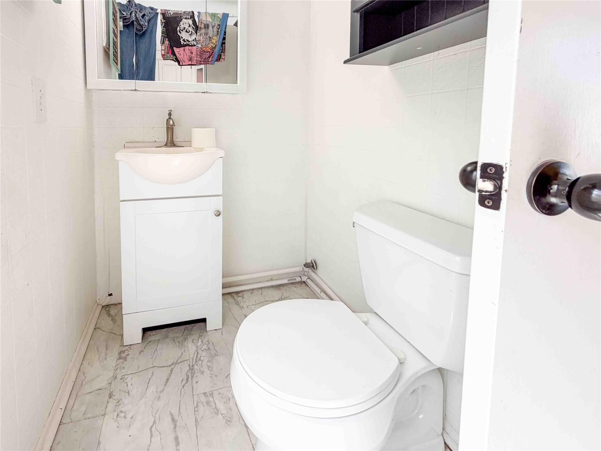 207 Crockett St Property Photo 14