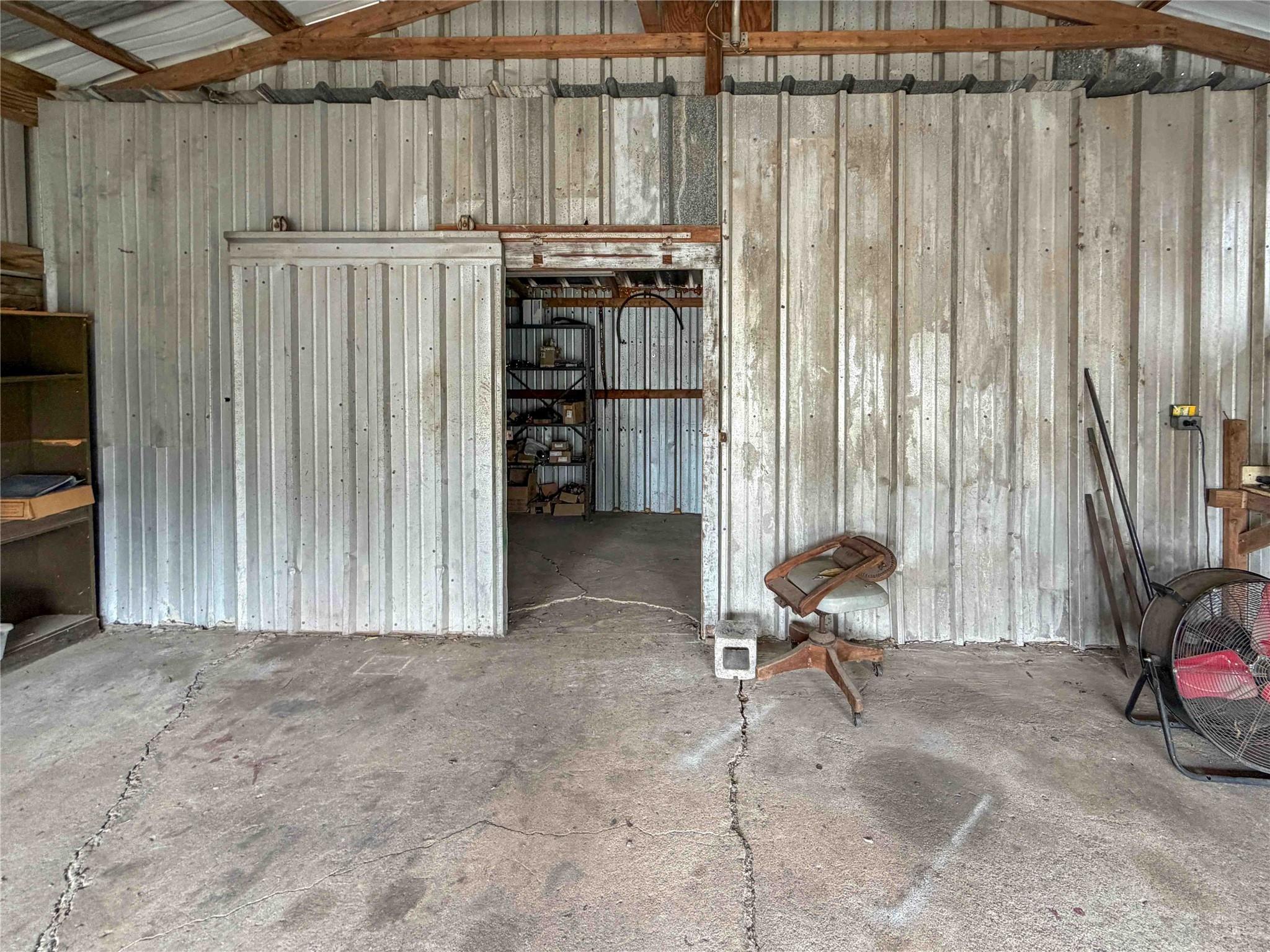 207 Crockett St Property Photo 21