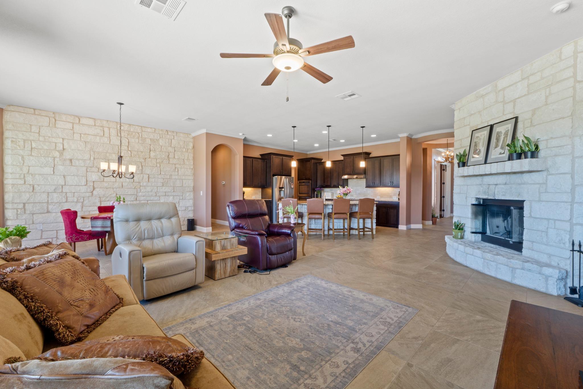 468 Bold Sundown None Property Photo 8