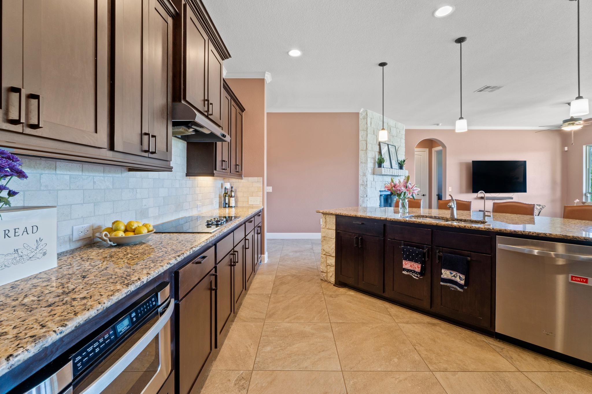 468 Bold Sundown None Property Photo 13