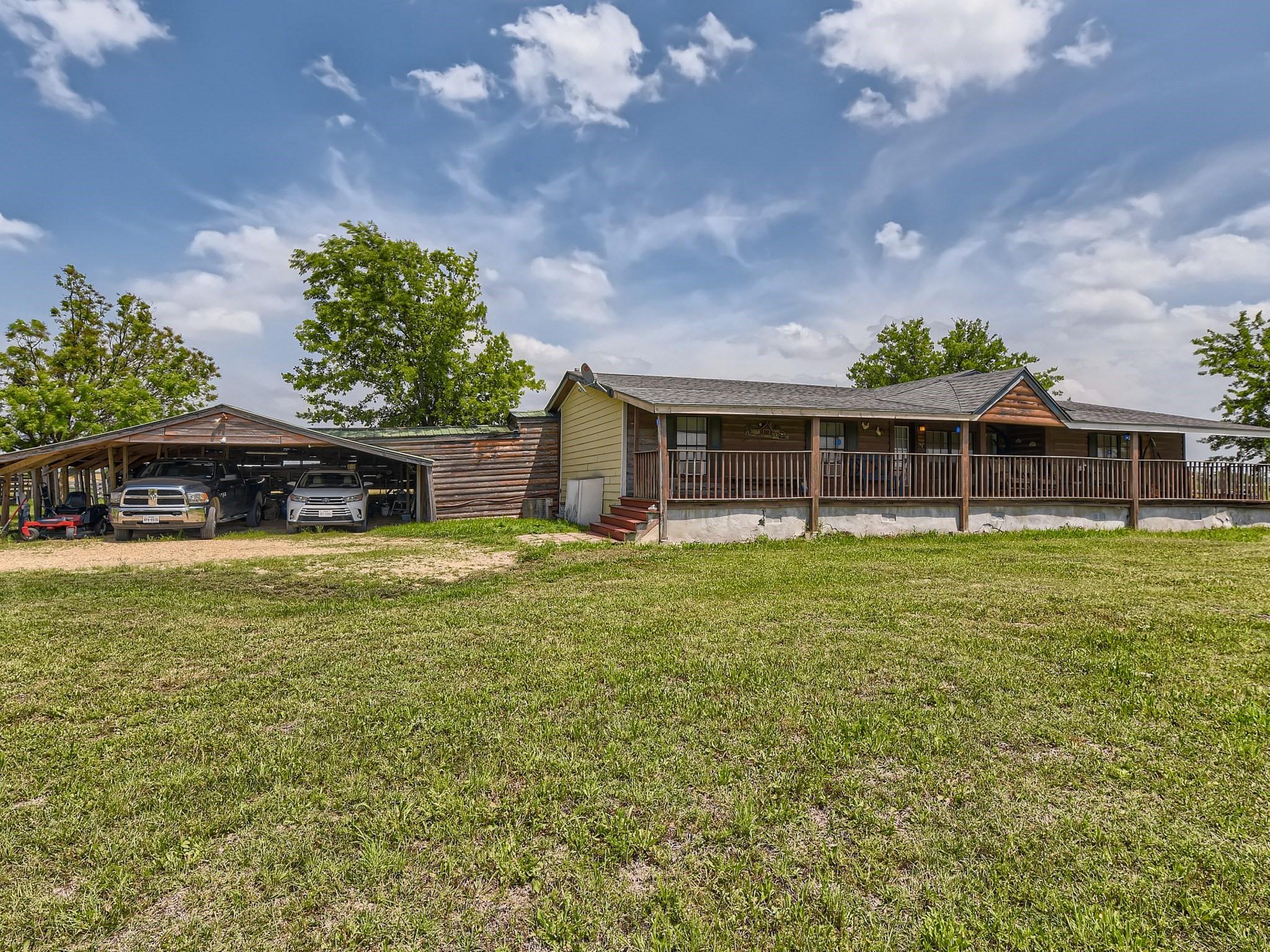 501 County Road 405 Property Photo 1