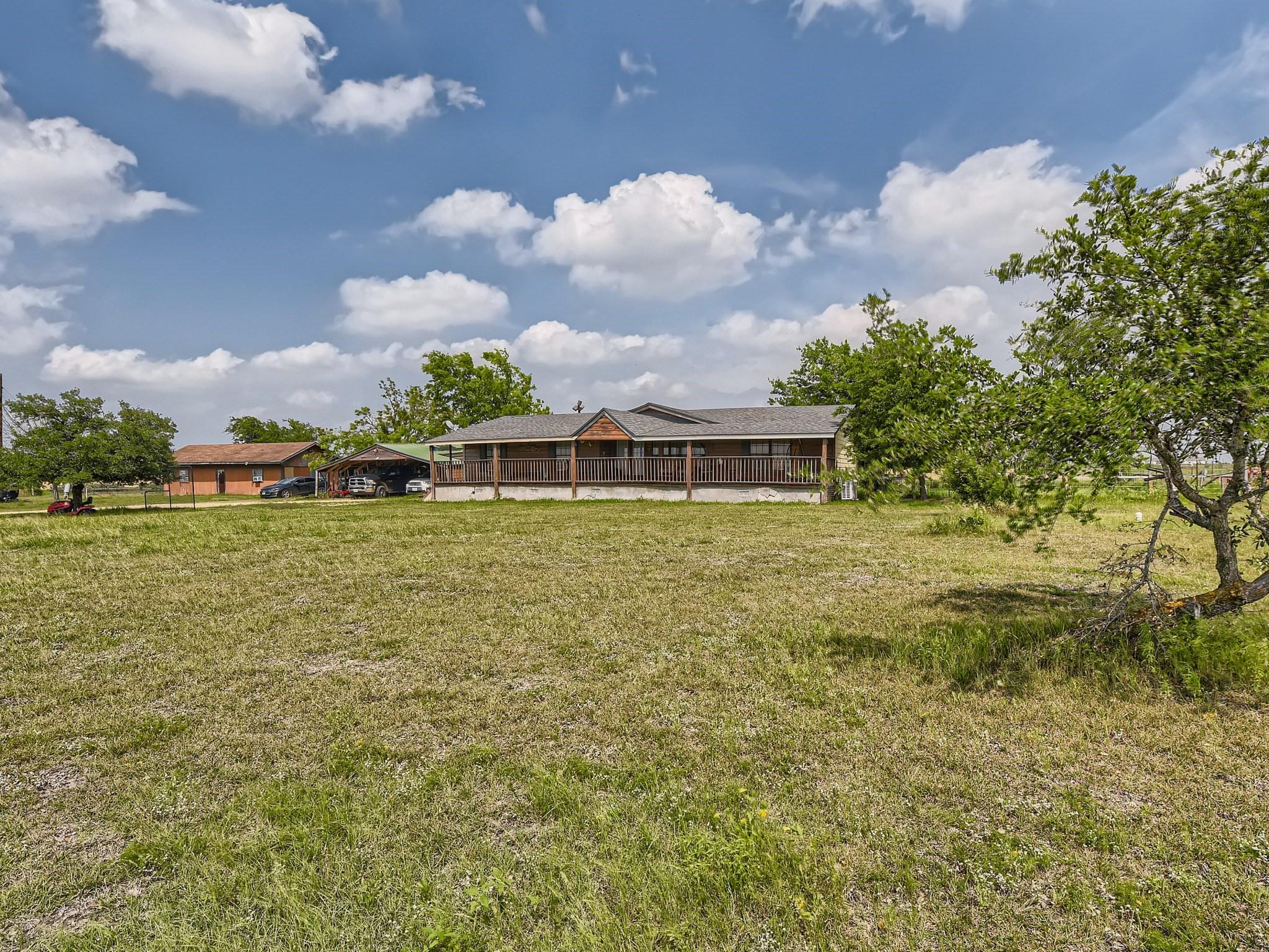 501 County Road 405 Property Photo 10