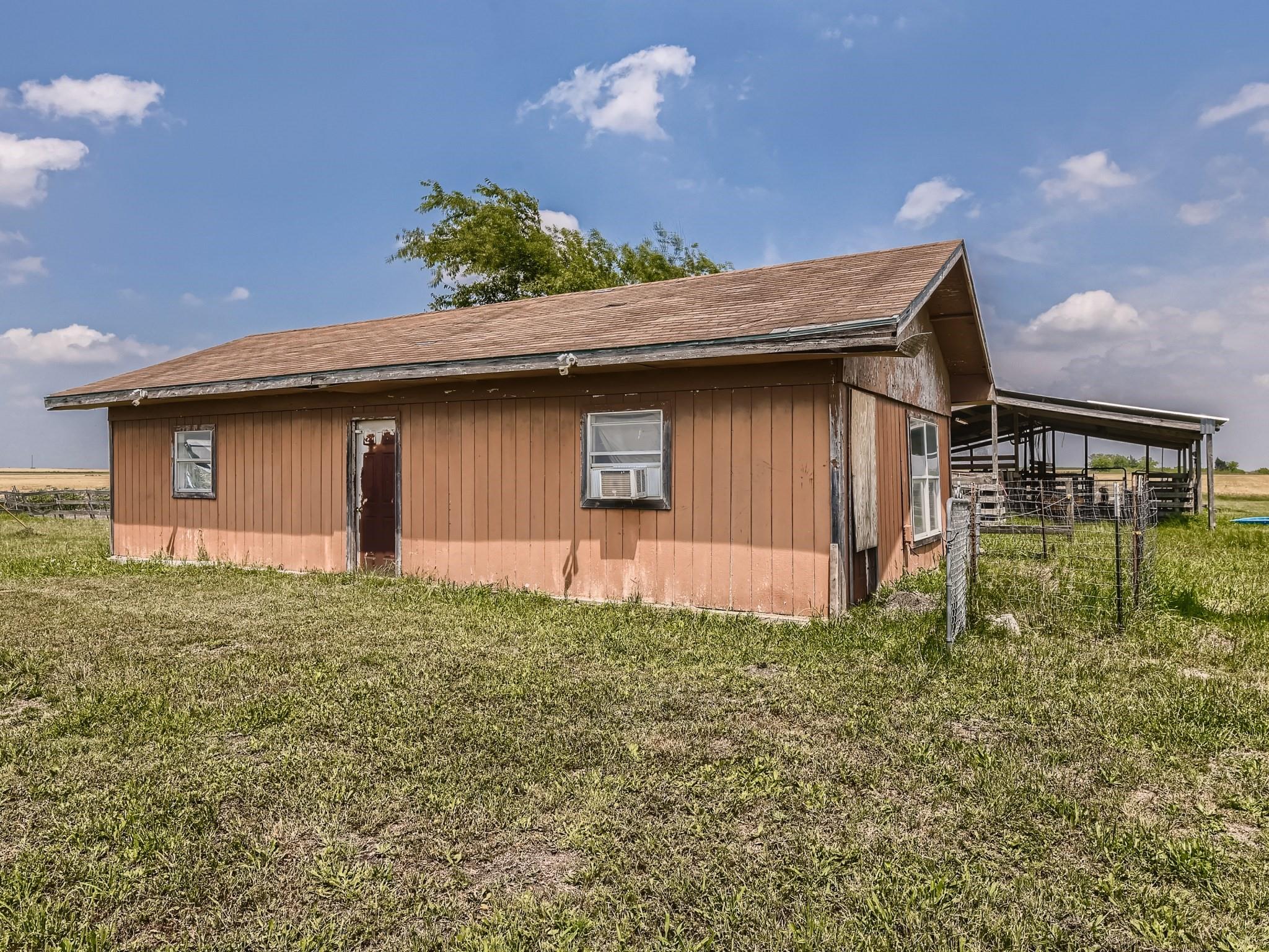 501 County Road 405 Property Photo 14
