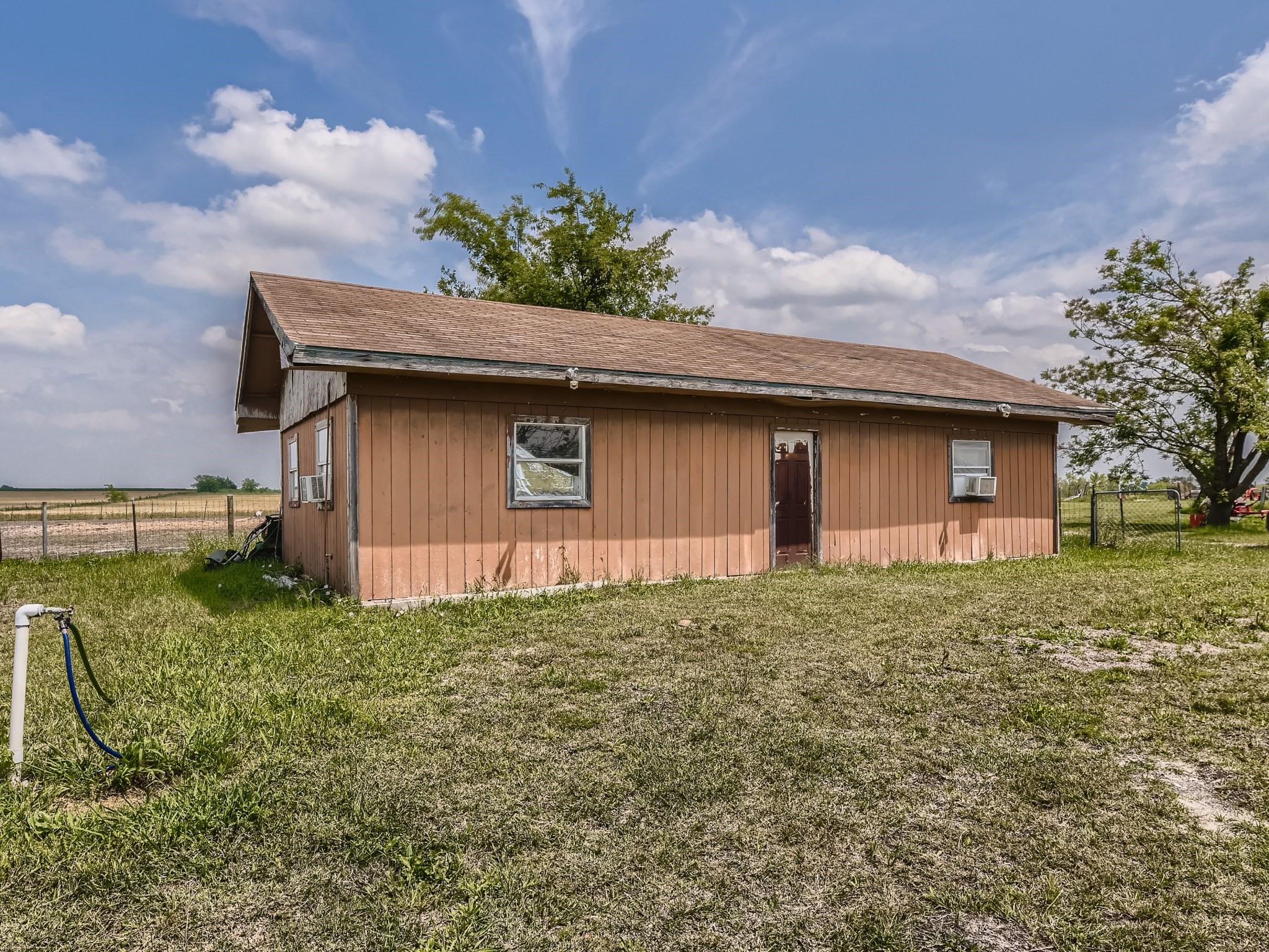 501 County Road 405 Property Photo 16