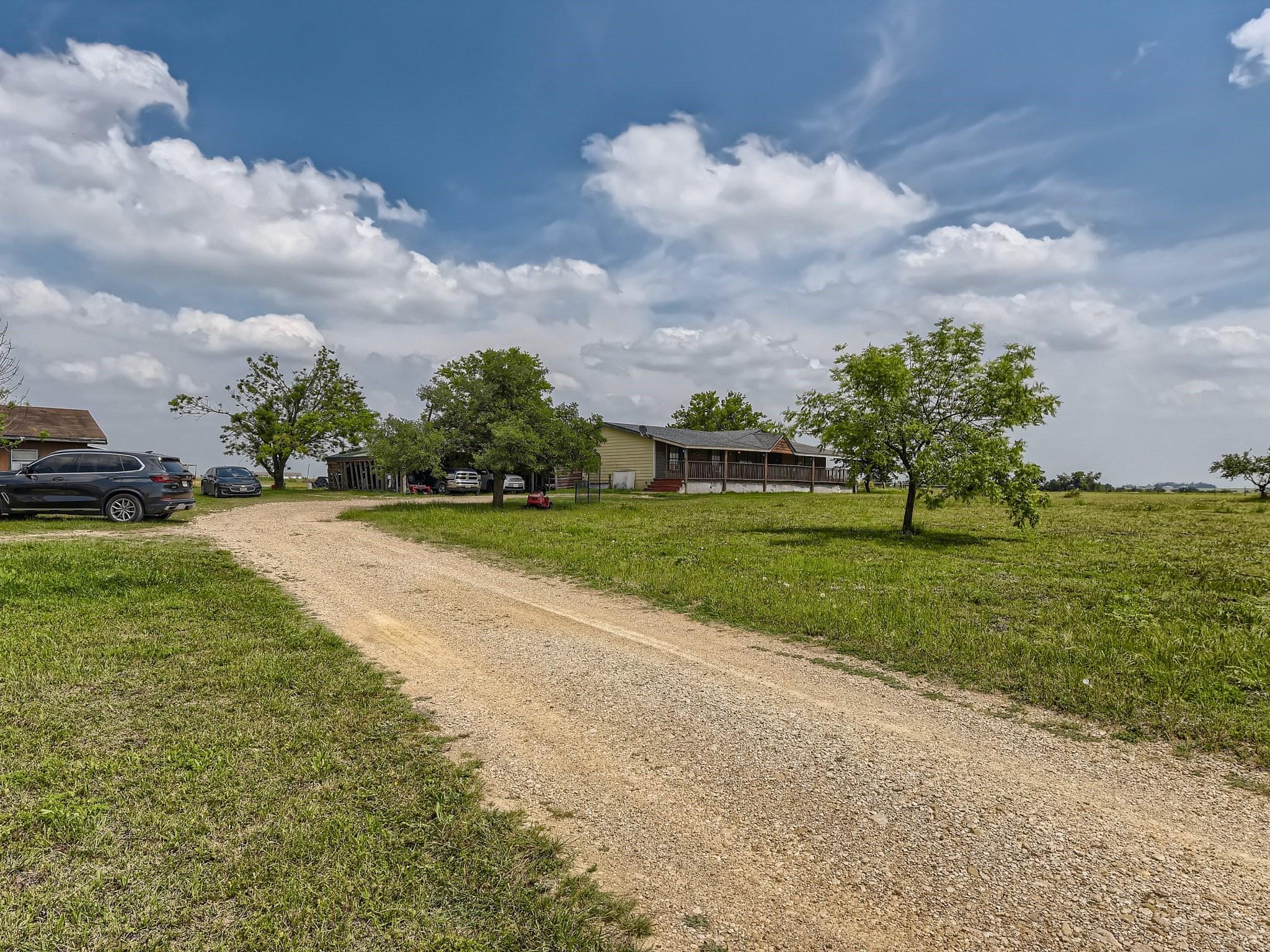 501 County Road 405 Property Photo 33