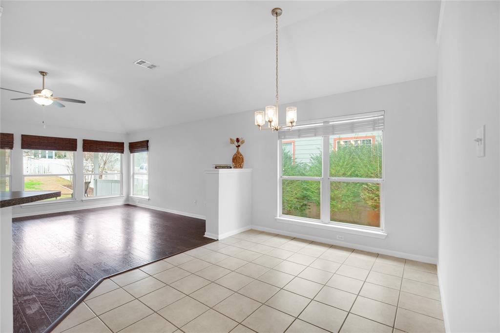 281 Hutton Dr Property Photo 22