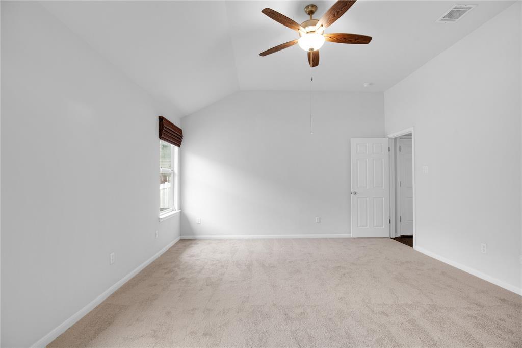 281 Hutton Dr Property Photo 29