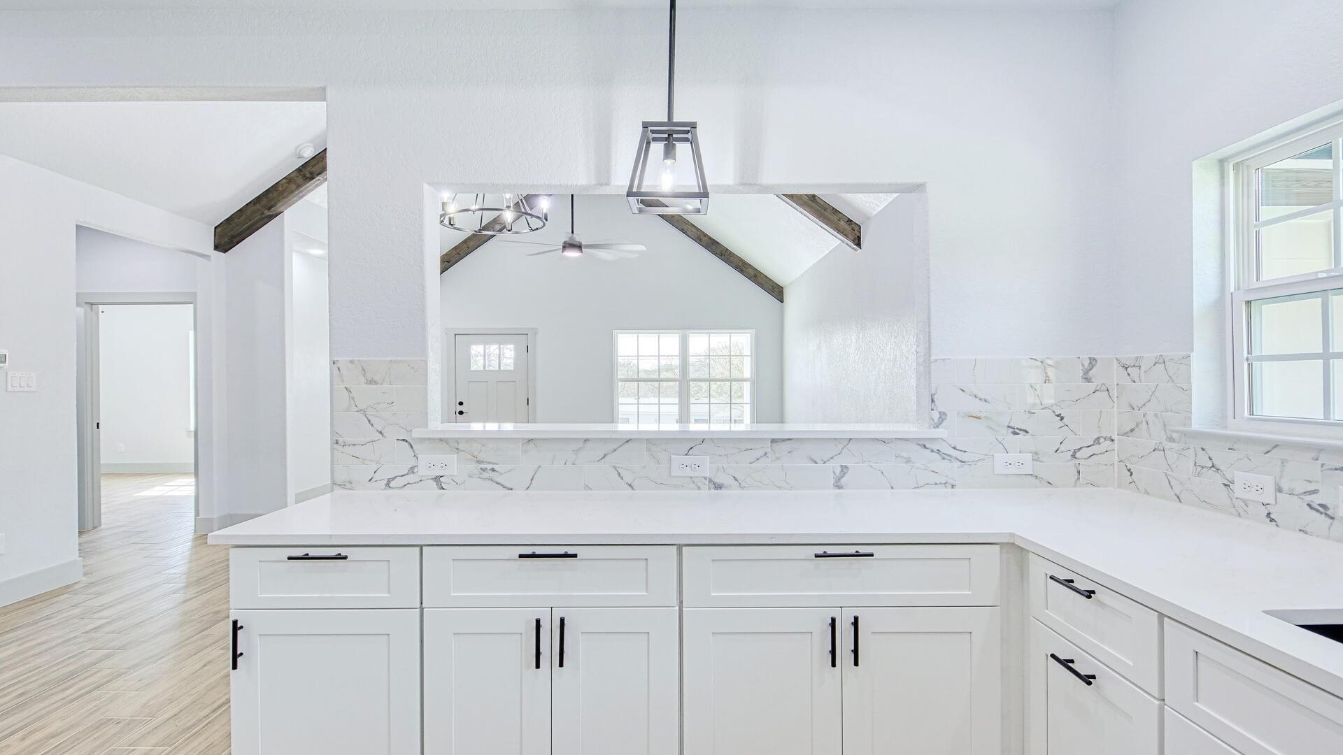 9170 Rebecca Creek Rd Property Photo 12