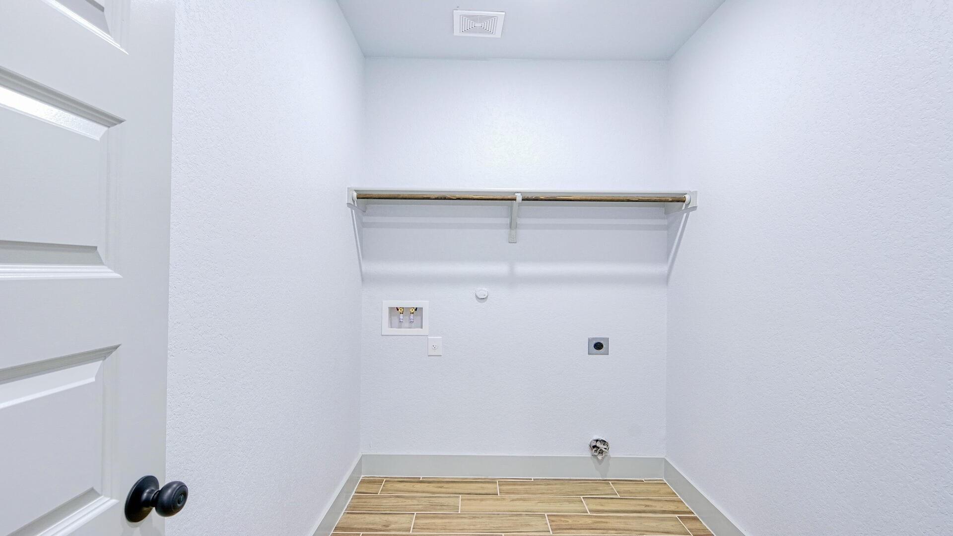 9170 Rebecca Creek Rd Property Photo 19