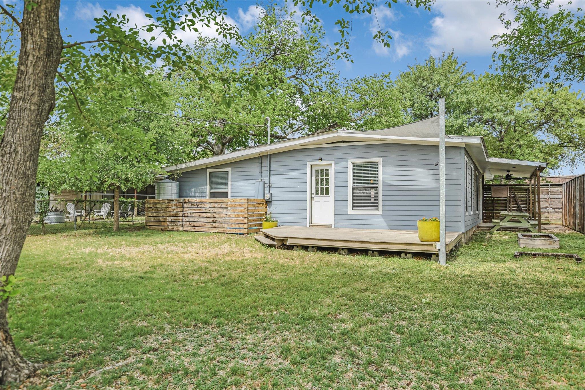 1309 Morrow St Property Photo 21