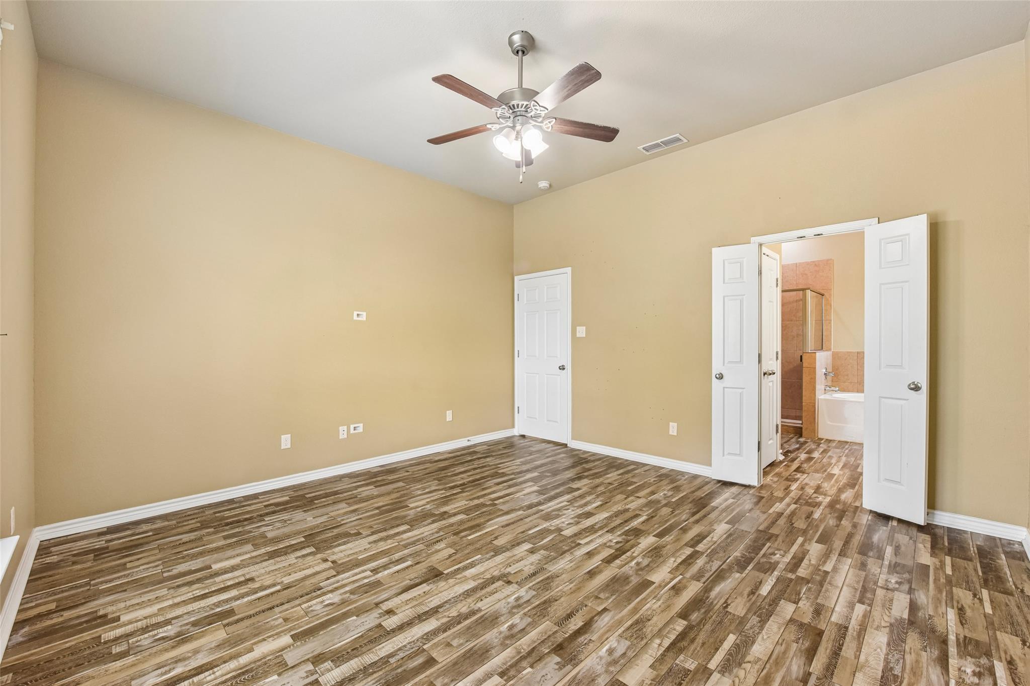 1319 Branchwood Way Property Photo 19