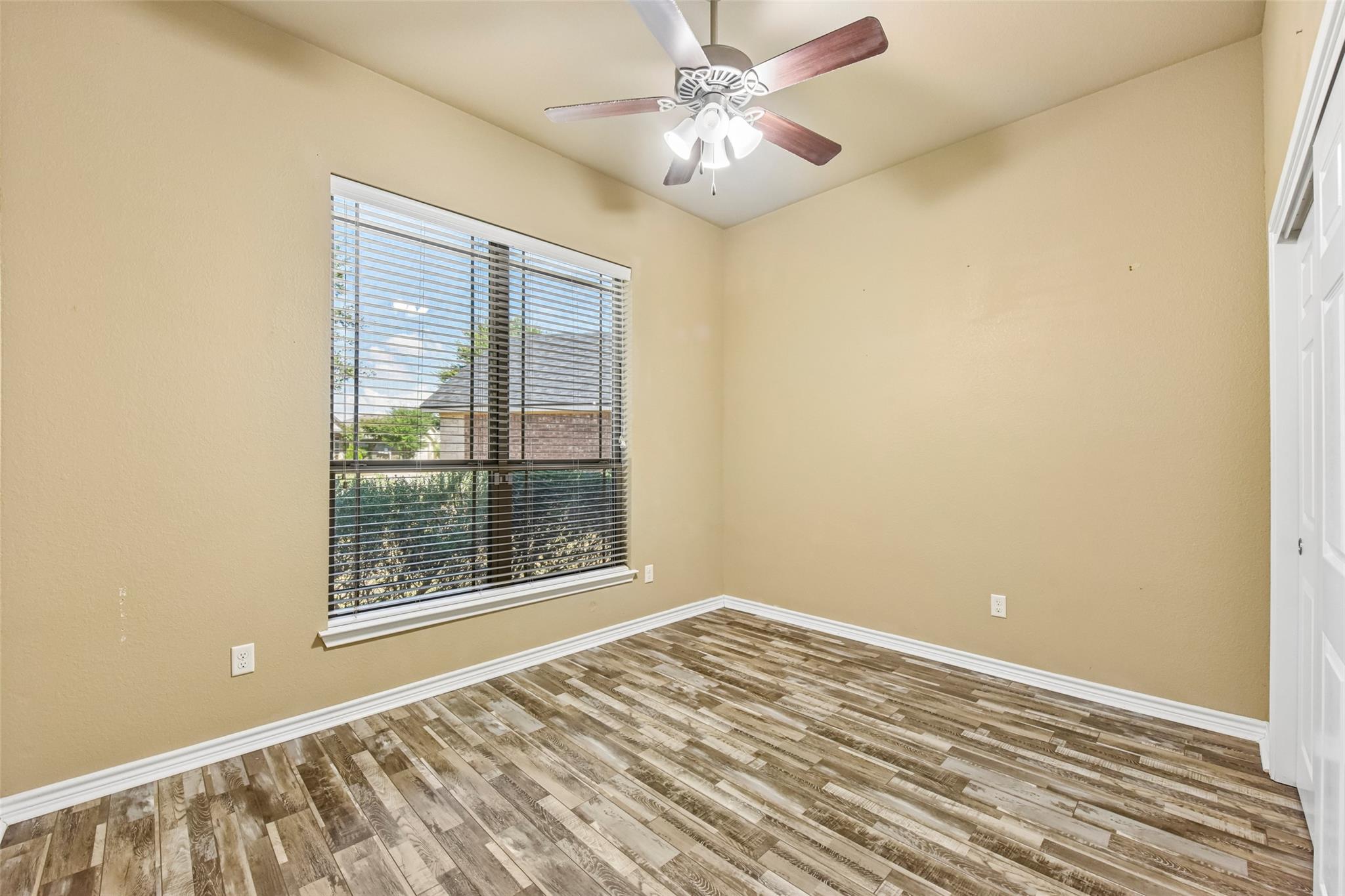 1319 Branchwood Way Property Photo 28