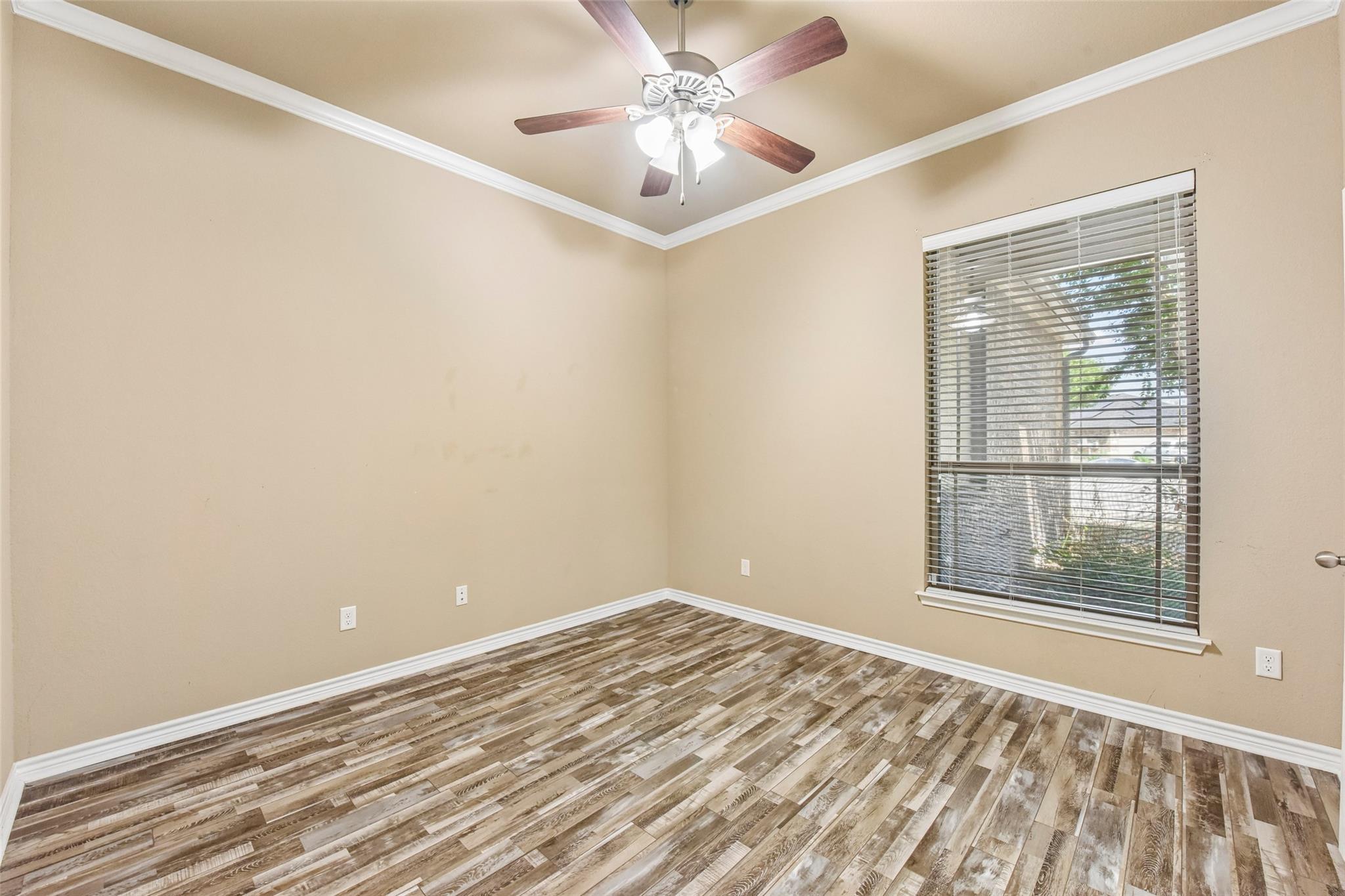1319 Branchwood Way Property Photo 29