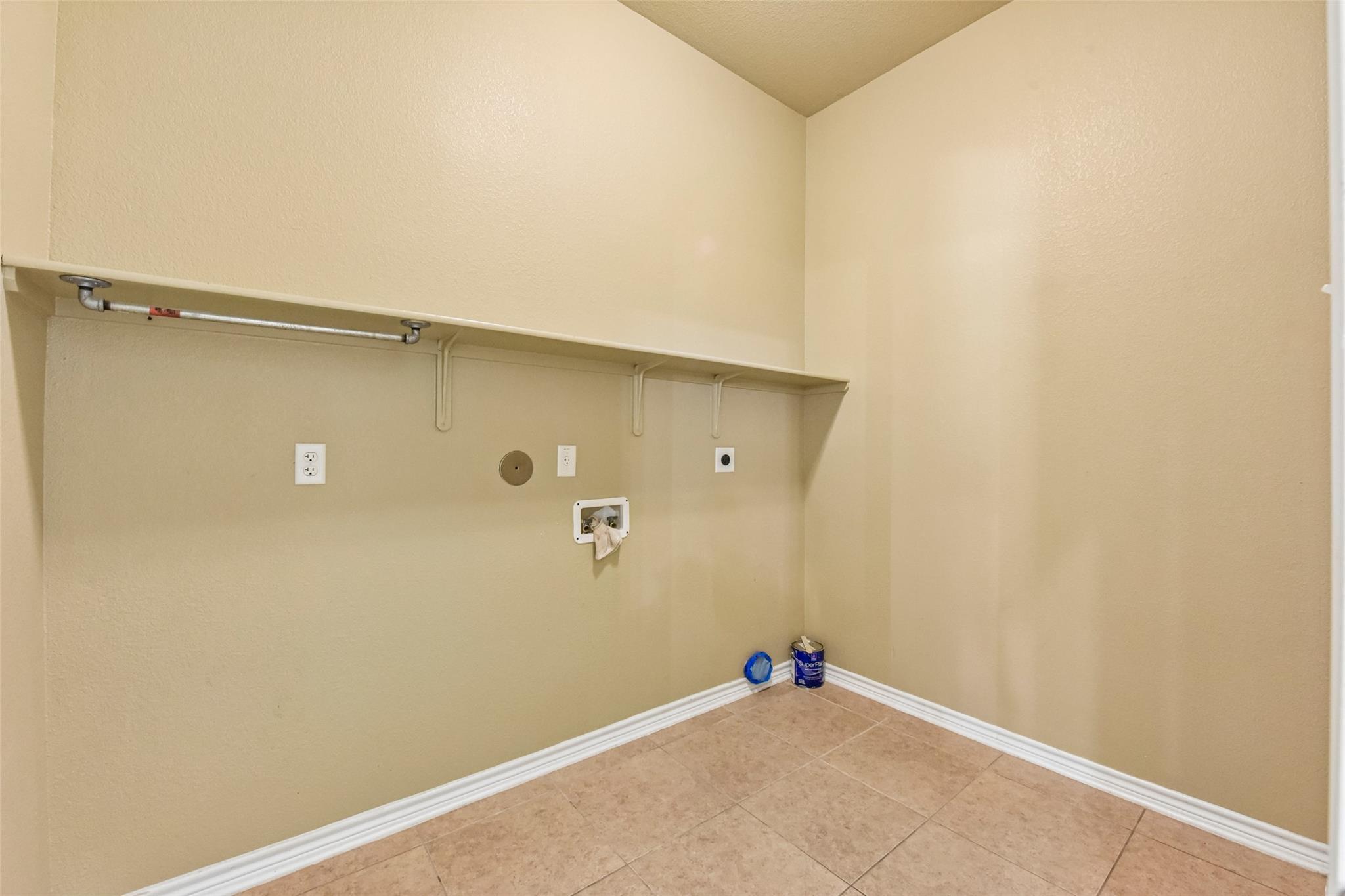 1319 Branchwood Way Property Photo 31