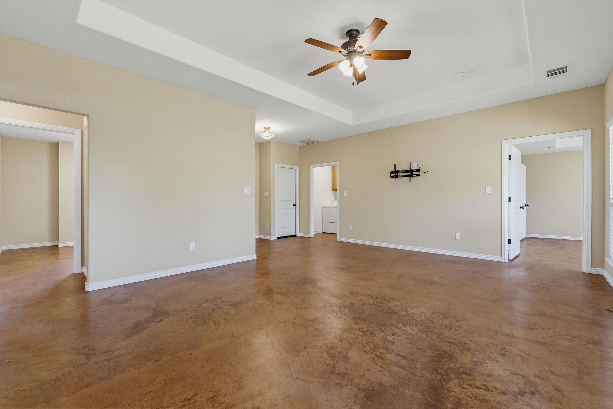 1124 Limestone Dr Property Photo 8