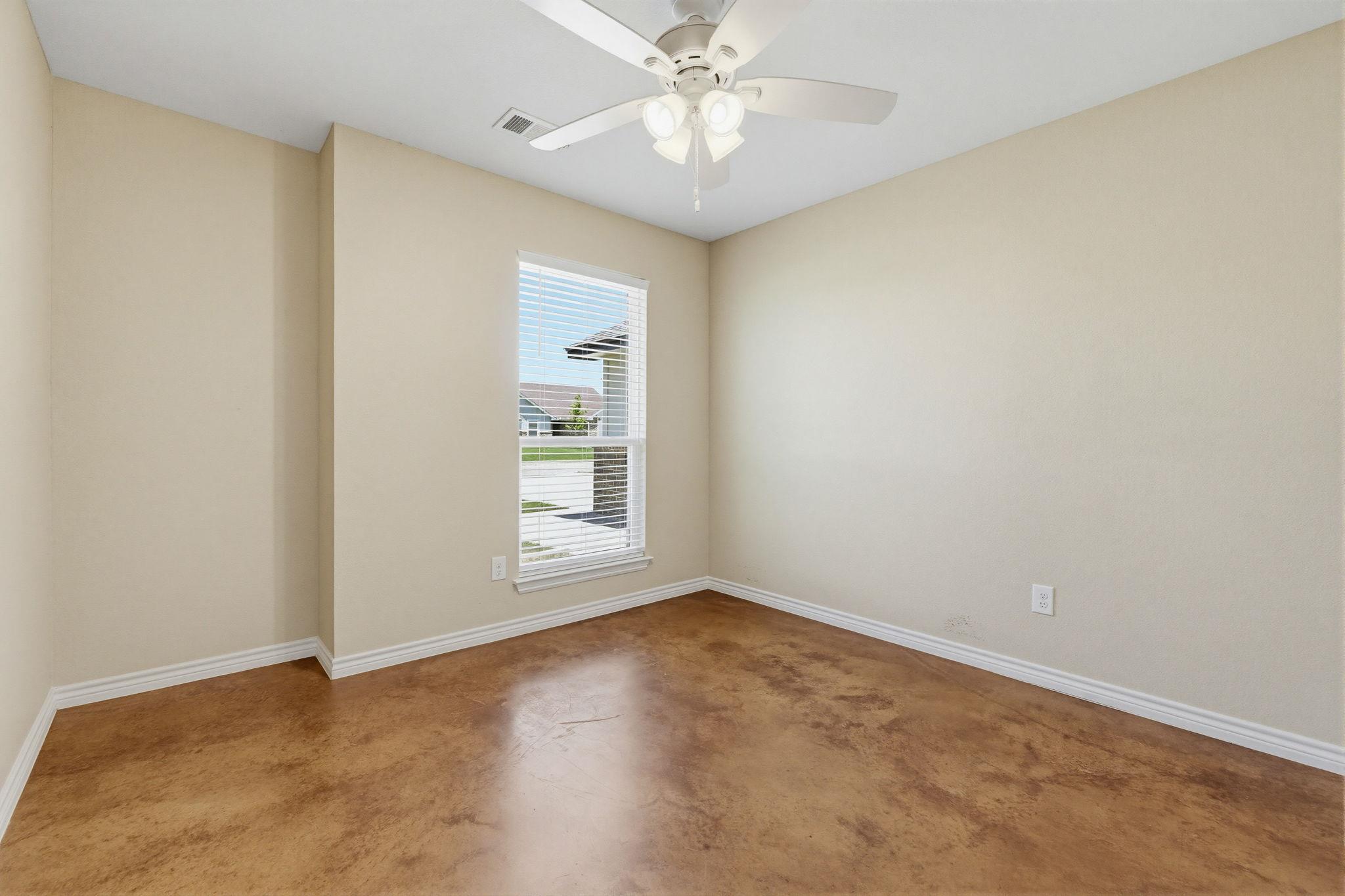 1124 Limestone Dr Property Photo 19