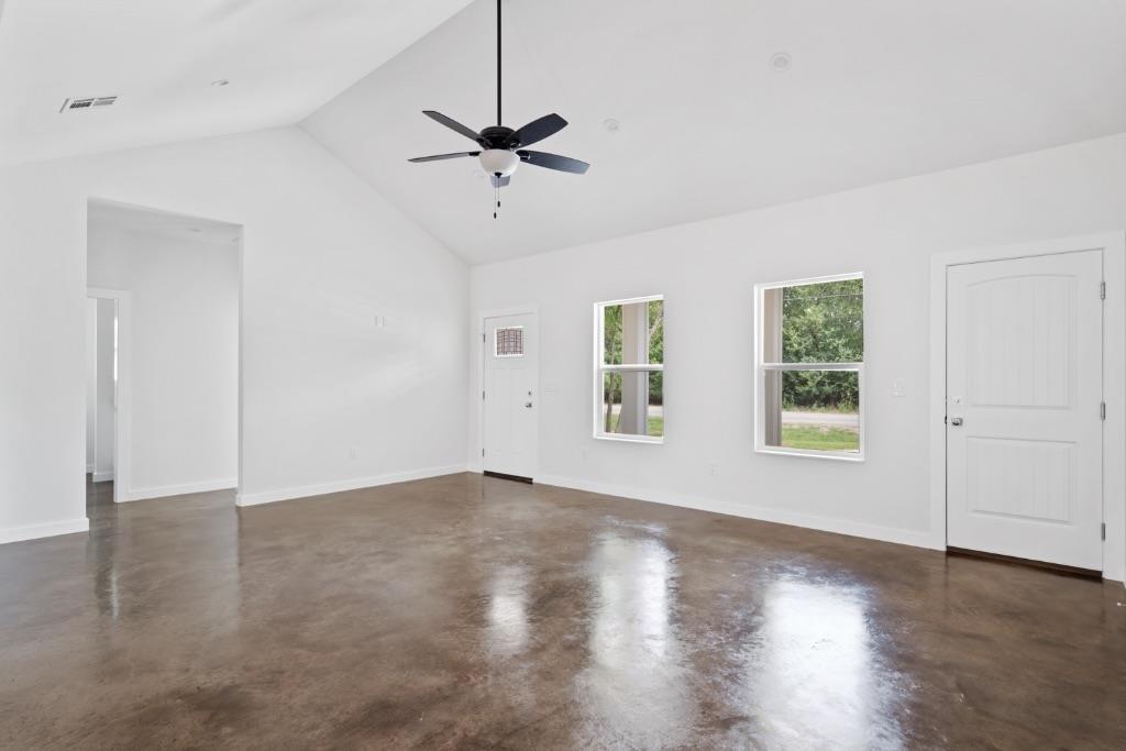 319 Lamaloa Ln Property Photo 2