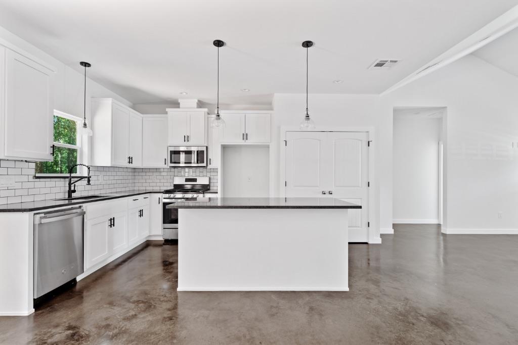 319 Lamaloa Ln Property Photo 4