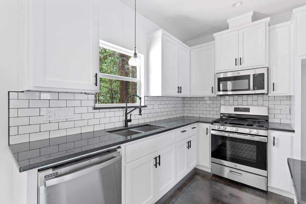 319 Lamaloa Ln Property Photo 5