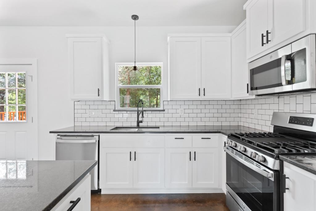 319 Lamaloa Ln Property Photo 6