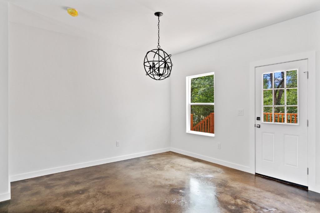 319 Lamaloa Ln Property Photo 8