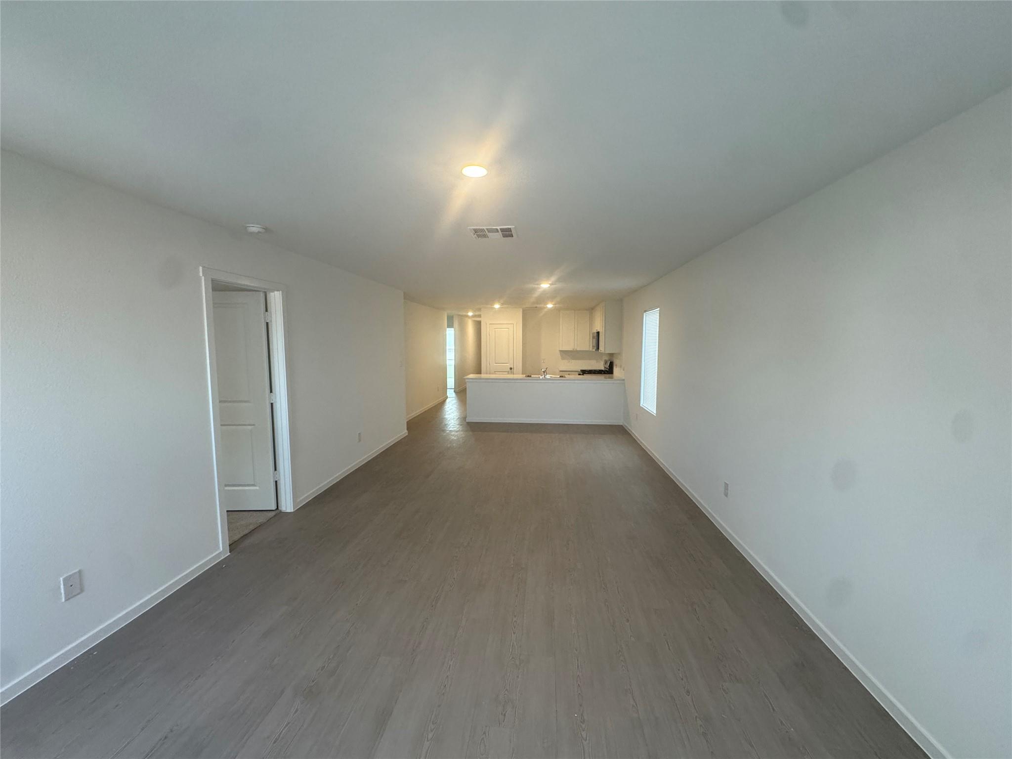 324 Navidad River Dr Property Photo 2