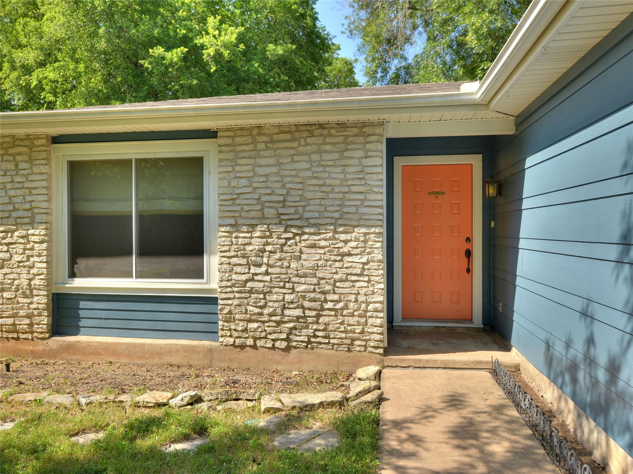 3211 Paisano Trl Property Photo 2