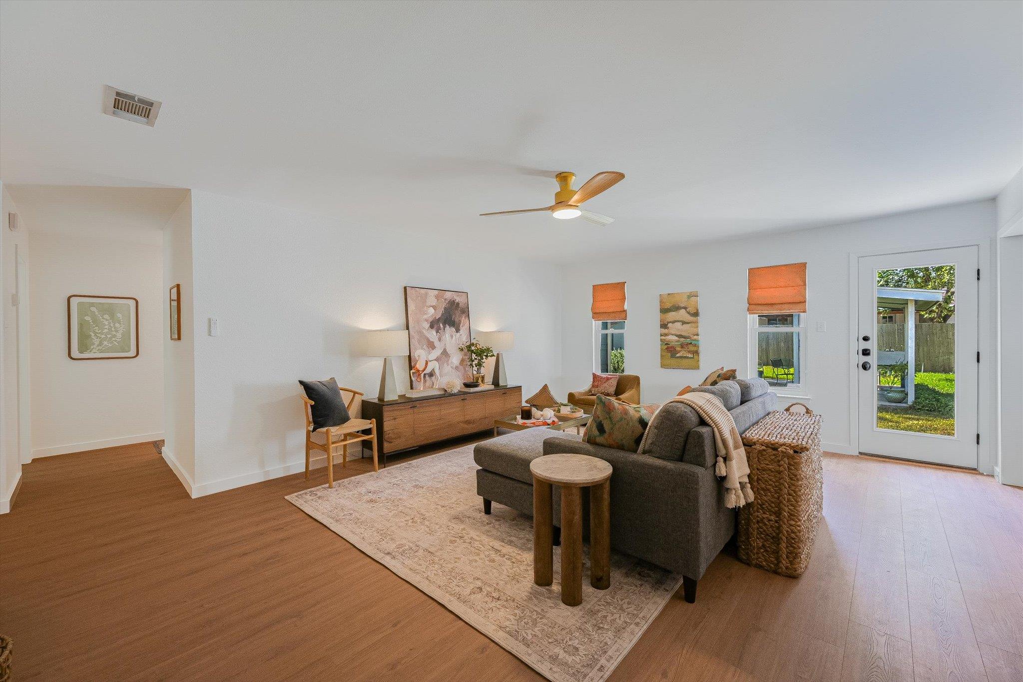 3211 Paisano Trl Property Photo 4