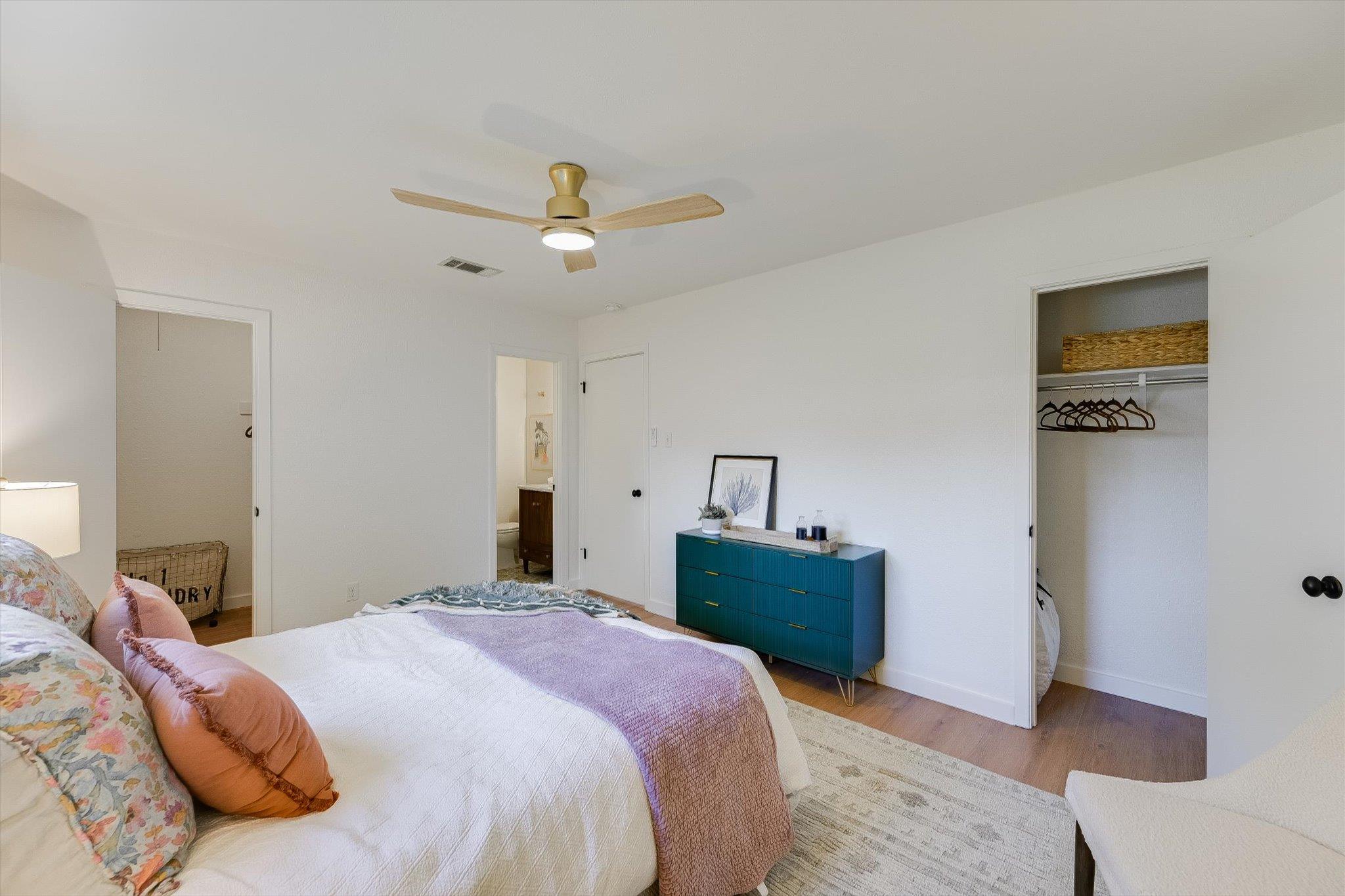 3211 Paisano Trl Property Photo 13
