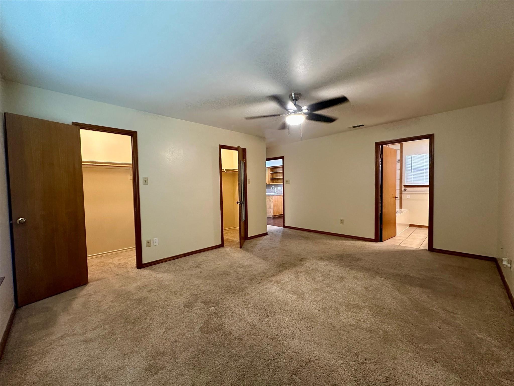40200 Settlers Path Property Photo 5