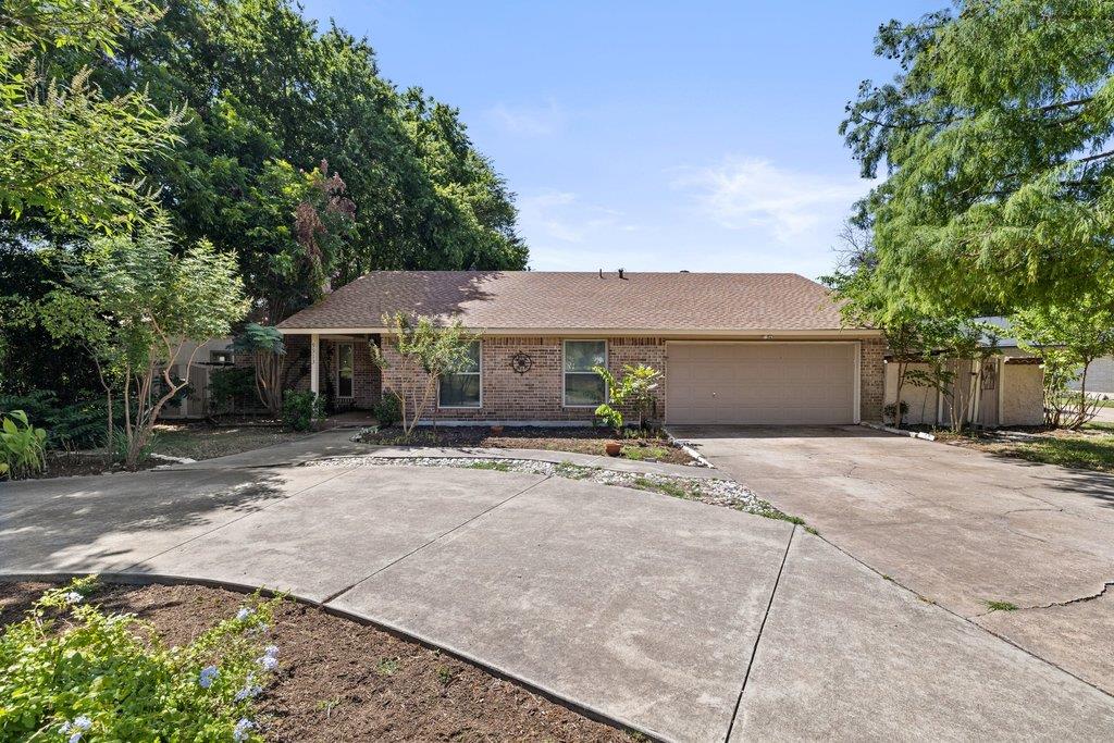 9513 Braeburn Gln Property Photo 3