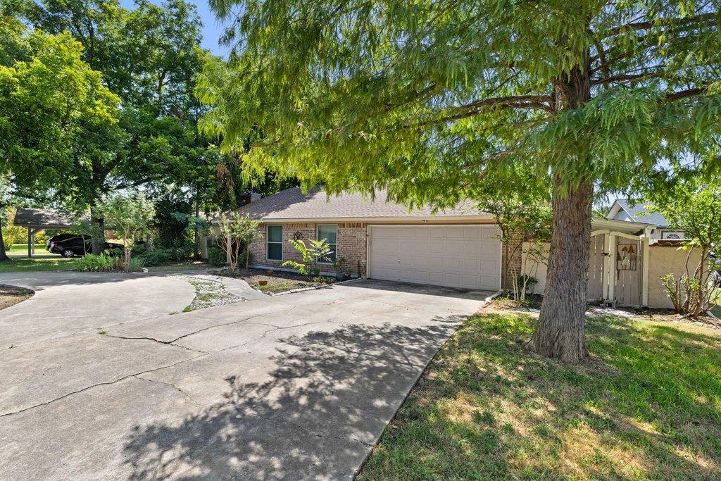 9513 Braeburn Gln Property Photo 4