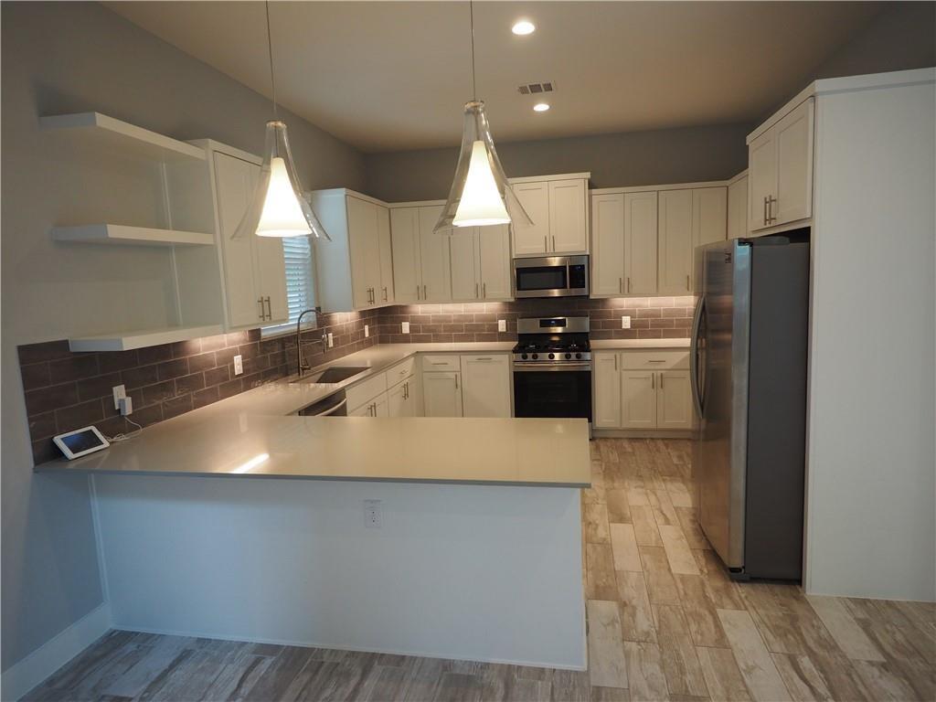6913 Providence Ave #a Property Photo 8