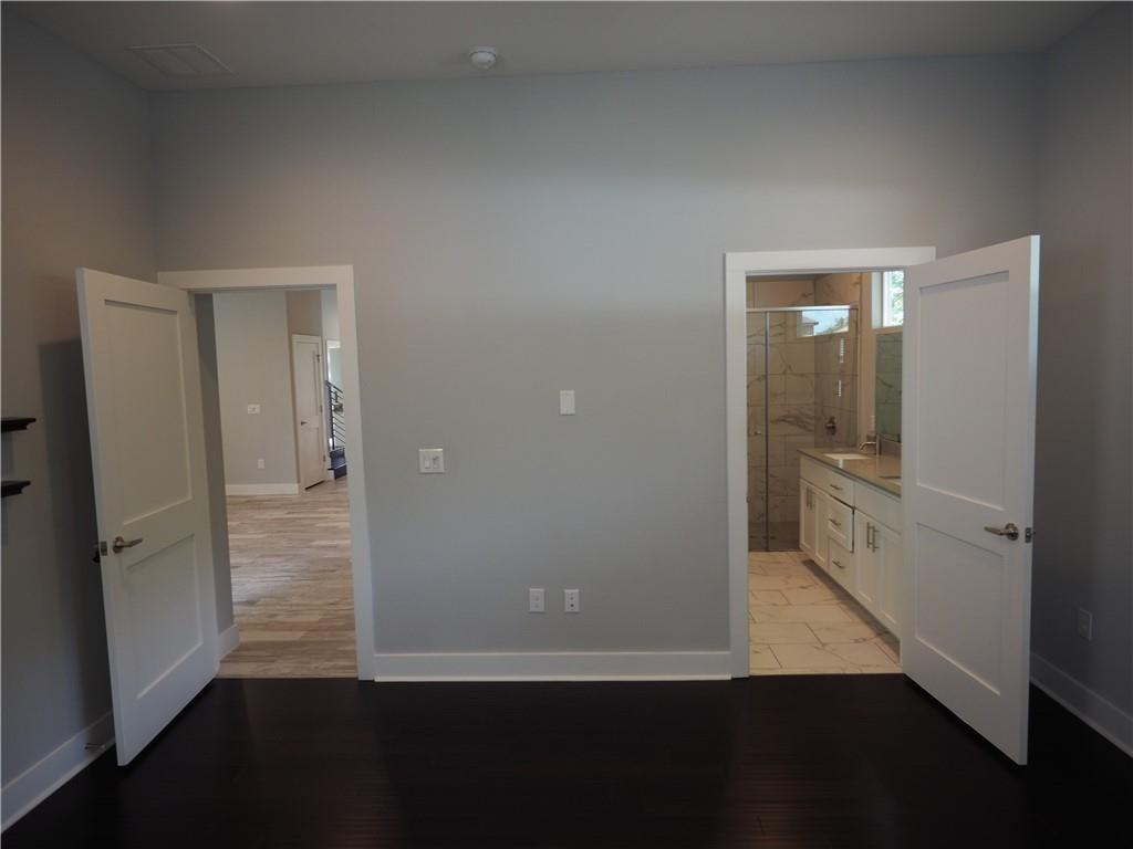 6913 Providence Ave #a Property Photo 12