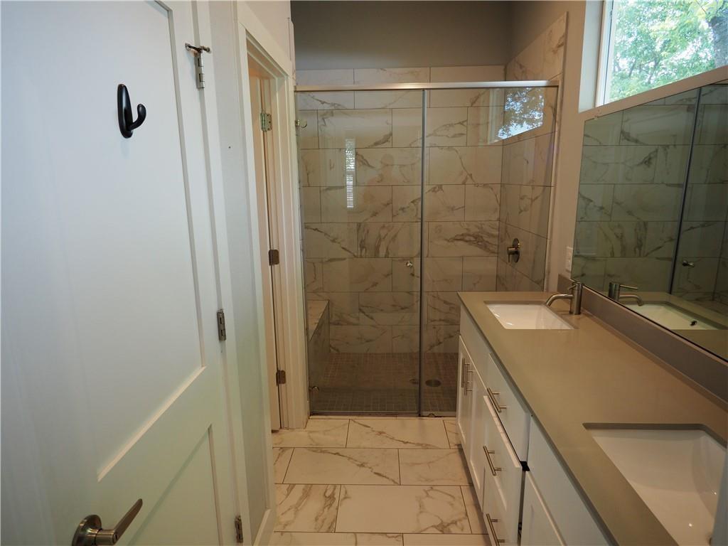 6913 Providence Ave #a Property Photo 14